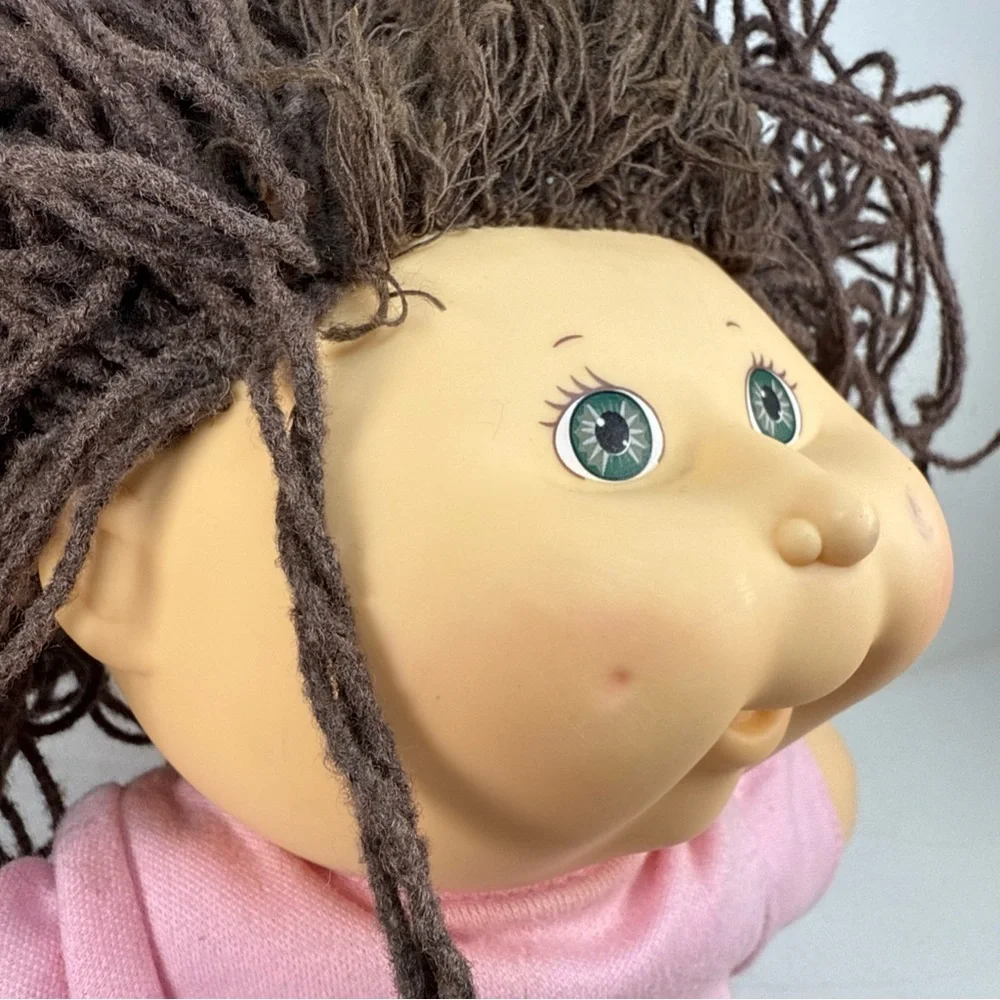CABBAGE PATCH KID DOLL HASBRO girl  CRIMP N CURL BROWN‎ HAIR  Unique VTG.
